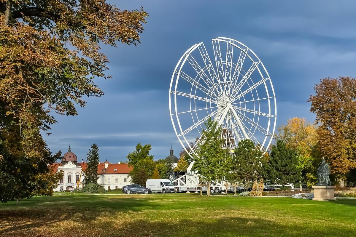 Épül a gödöllői óriáskerék